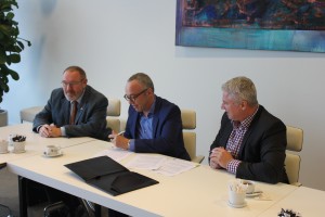 2017-1-12-tekenen-gebruikersovereenkomst-b-faddegon-e-rosenbaum-en-j-zwiers